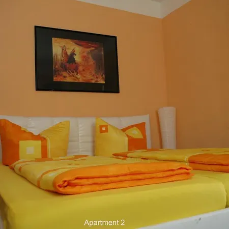 Monteur - Budget Apartment *